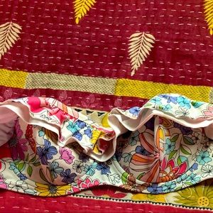 Ruffled cutesy Bandeau